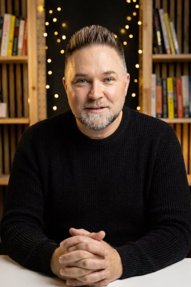 Gregor Scheiwiller — Founder & Editor-in-Chief, Lumeric